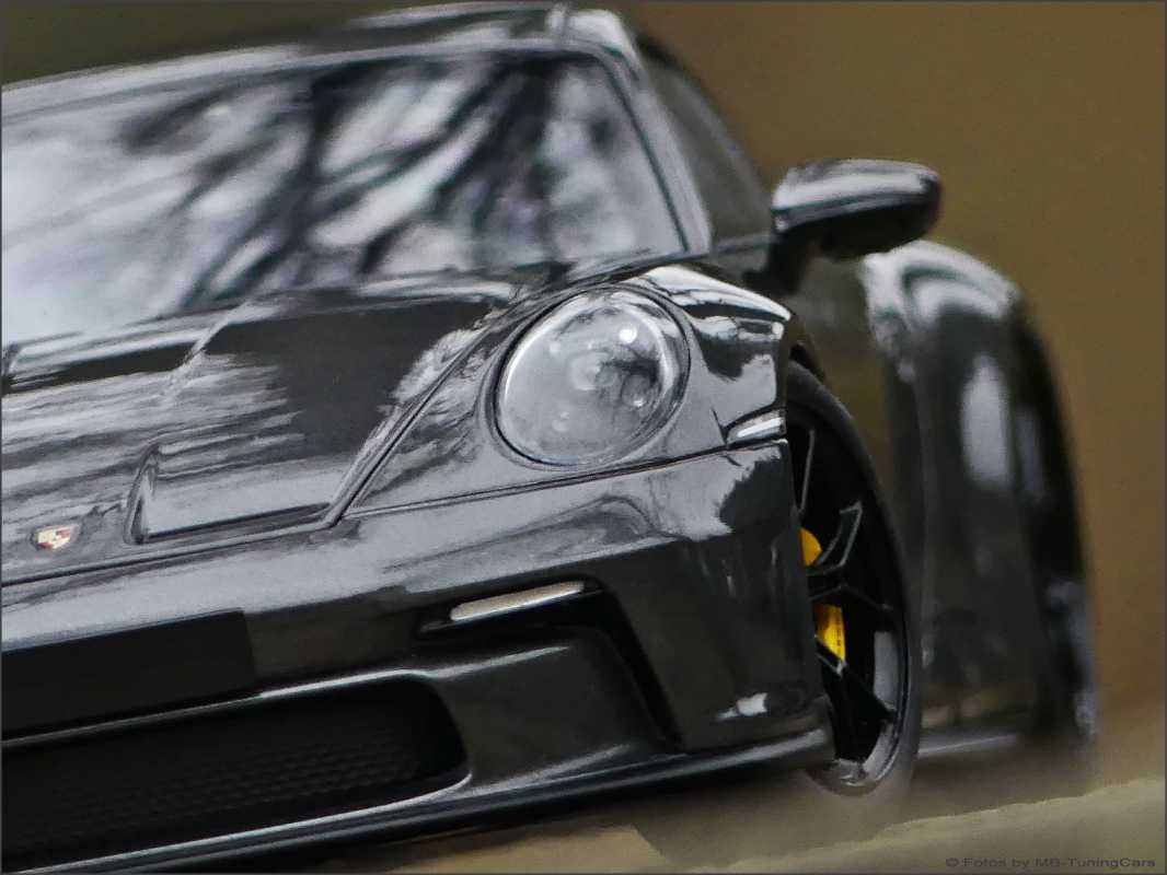 1:18 Porsche 911 GT3 Coupe Grau Edition +inkl.GT3 RS Optik Update